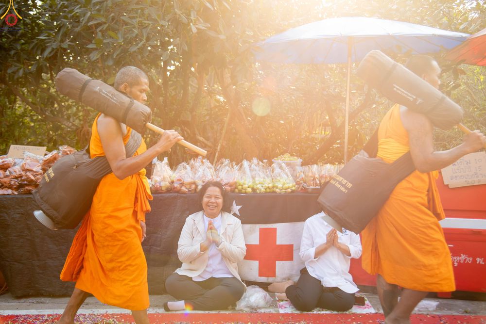 ภาพ No.295155:วันที่ 14 มกราคม พ.ศ. 2569 พิธีต้อนรับพระธรรมยาตรา อนุสรณ์สถานลำดับที่ 4  สถานที่เกิดด้วยกายธรรม ณ วัดโบสถ์บน ต.บางคูเวียง จ.นนทบุรี ในโครงการธรรมยาตรา กตัญญูบูชา มหาปูชนียาจารย์ พระมงคลเทพมุนี(สด จนฺทสโร) พระผู้ปราบมาร อนุสรณ์สถาน 7 แห่ง ปีที่ 14