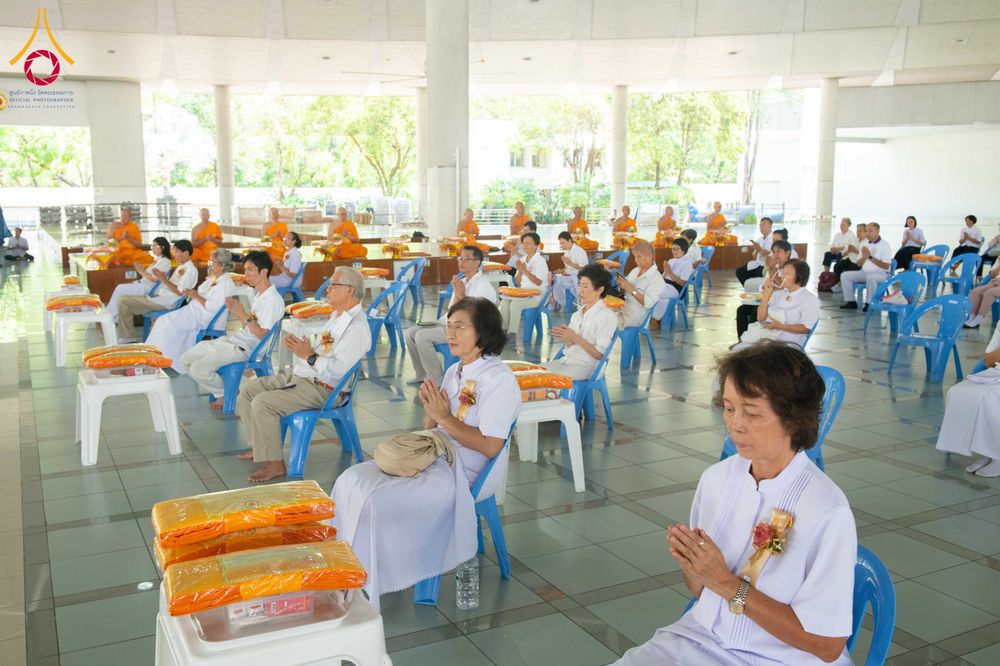 ภาพ No.315419:วันที่ 20 มีนาคม พ.ศ. 2569 พิธีเจริญพระพุทธมนต์ เนื่องในวาระอายุวัฒนมงคล 75 ปี พระเดชพระคุณพระภาวนาธรรมวิเทศ วิ. (ภูเบศ ฌานาภิญโญ) ผู้ช่วยเจ้าอาวาสวัดพระธรรมกาย และเจ้าอาวาสวัดพระธรรมกายเบเนลักซ์ ประเทศเบลเยียม  ณ หอฉันคุณยายอาจารย์ฯ วัดพระธรรมกาย