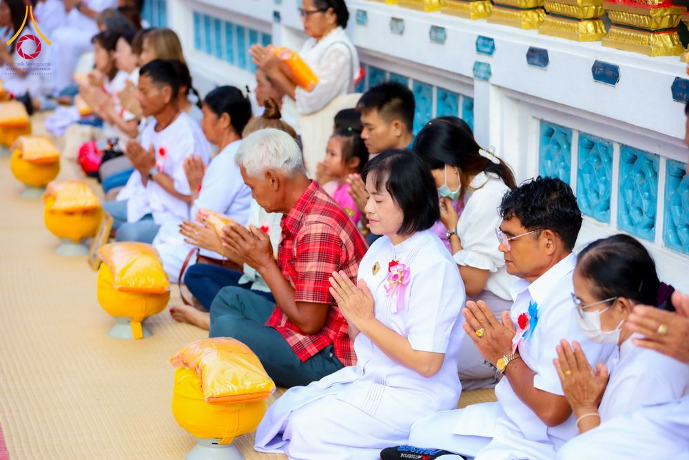 ภาพ No.341677:วันเสาร์ที่ 25 กรกฎาคม พ.ศ.2569  พิธีอุปสมบทหมู่พระธรรมทายาท รุ่นเข้าพรรษา ประจำปี 2569 จำนวน 20 รูป จัดโดย ธุดงคสถานพิษณุโลก  ณ พัทธสีมา วัดเกาะแก้วประชานุรักษ์ ต.ชัยนาม อ.วังทอง จ.พิษณุโลก