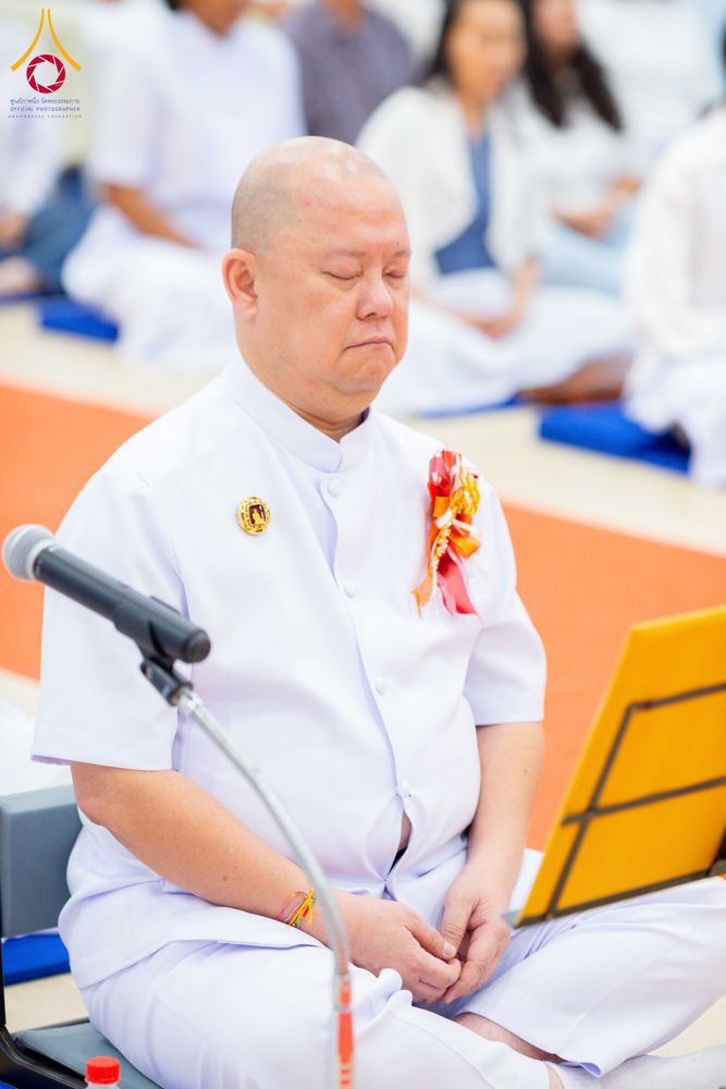 ภาพ No.313259:วันอาทิตย์ที่ 8 มีนาคม พ.ศ. 2569 พิธีสมโภชรูปเหมือนพระมงคลเทพมุนี (สด จนฺทสโร) และพิธีทอดผ้าป่าสามัคคีเพื่อสร้างวิหารพระมงคลเทพมุนี ณ วัดพุทธเคปทาวน์ ประเทศแอฟริกาใต้