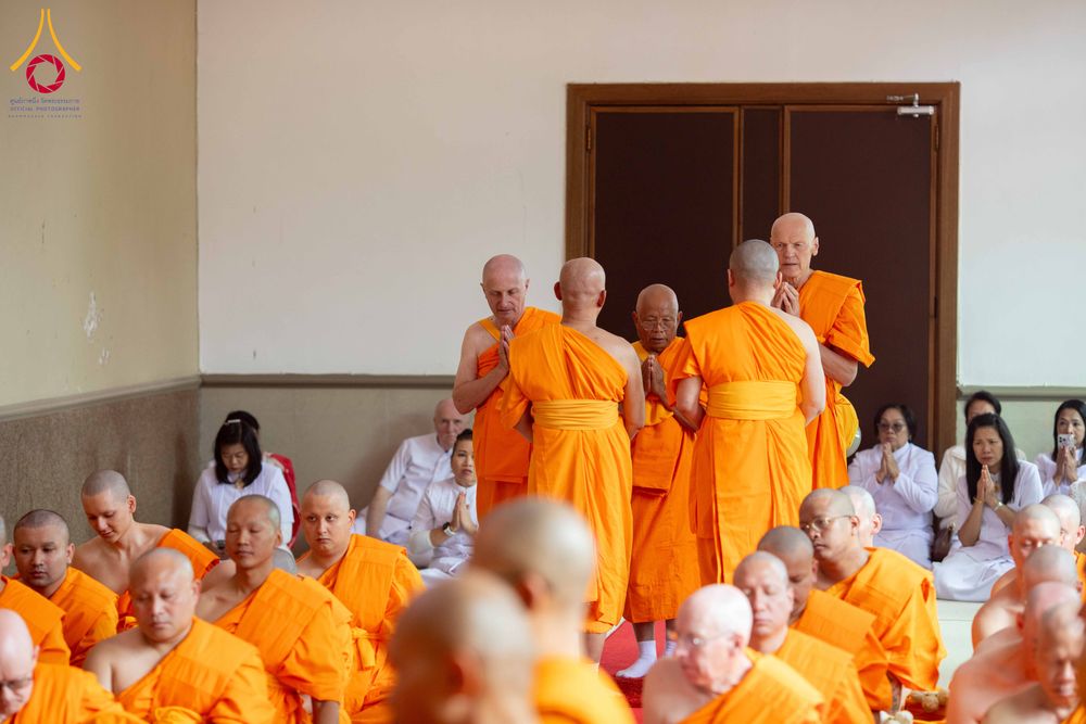 ภาพ No.336825:วันที่ 14 มิถุนายน พ.ศ. 2569 พิธีอุปสมบทธรรมทายาท นานาชาติยุโรปรุ่นที่ 11 เบลเยียม