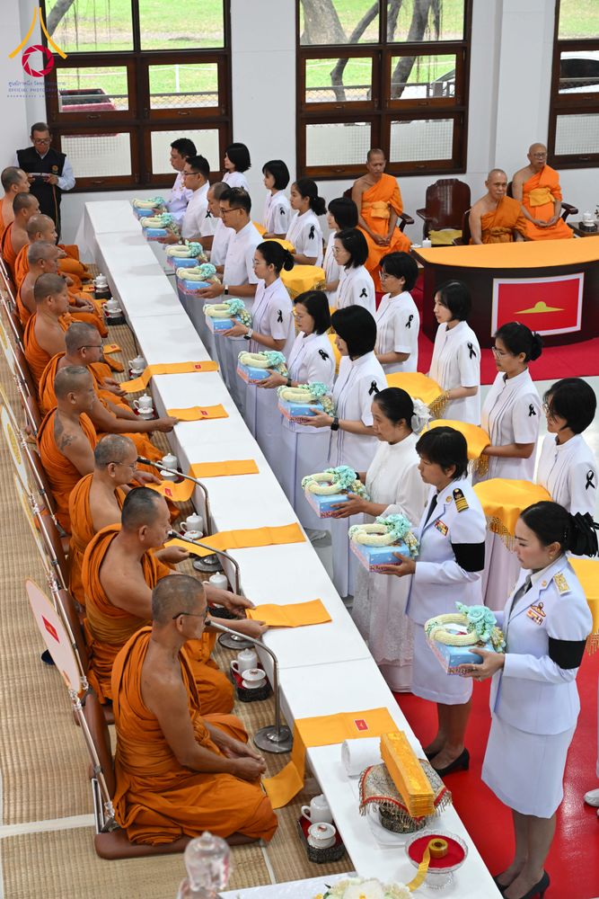 ภาพ No.280714:วันศุกร์ที่ 12 ธันวาคม พ.ศ.2568 พิธีบำเพ็ญกุศลปัญญาสมวาร (50 วัน) อุทิศถวายพระราชกุศลแด่ “พระพันปีหลวง” ณ วัดพระธรรมกาย