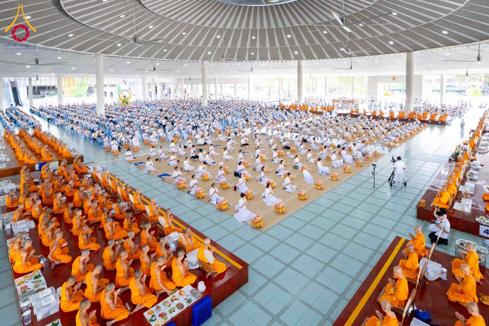 ภาพ No.308799:วันที่ 3 กุมภาพันธ์ พ.ศ. 2569 วันมหาปูชนียาจารย์ ณ หอฉันคุณยายอาจารย์ วัดพระธรรมกาย จ.ปทุมธานี