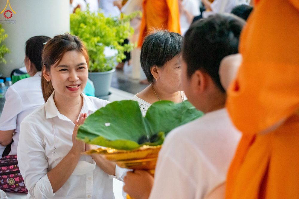 ภาพ No.78504:พิธีตัดปอยผม โครงการหน่อแก้วเปรียญธรรมรุ่นที่ 11  วันที่ 26 มีนาคม พ.ศ.2566  ณ หมู่กุฏิสามเณร อาคารค่ายจองแชมป์ วัดพระธรรมกาย