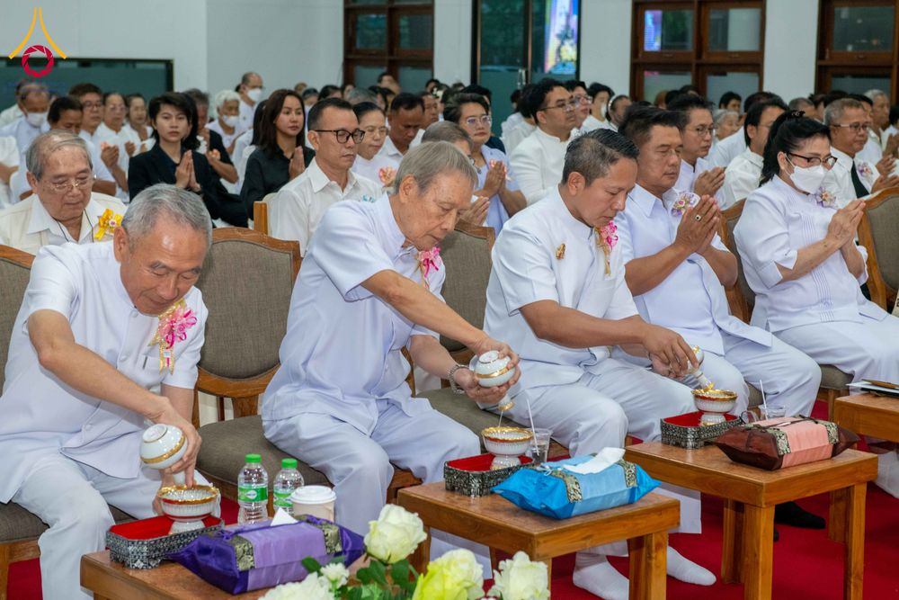 ภาพ No.314720:วันเสาร์ที่ 21 มีนาคม พ.ศ. 2569 พิธีบำเพ็ญกุศล คุณพ่อณรงค์ จินตมากุล  สิริอายุ 99 ปี 11 เดือน โยมบิดา พระครูปลัดรัตนวีรวัฒน์ (รังสฤษดิ์ อิทฺธิจินตโก) ที่ปรึกษาเจ้าคณะจังหวัดปทุมธานี เจ้าอาวาสวัดพระธรรมกาย  ณ ห้องปลูกศรัทธา 2 วัดพระธรรมกาย ปทุมธานี