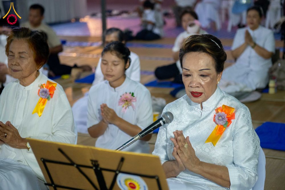 ภาพ No.300211:วันที่ 22 มกราคม พ.ศ. 2569 พิธีถวายภัตตาหารเป็นสังฆทาน แด่พระธรรมยาตรา ณ อนุสรณ์สถานบางปลา วัดบางปลา อำเภอบางเลน จังหวัดนครปฐม ในโครงการธรรมยาตรา กตัญญูบูชา มหาปูชนียาจารย์ พระมงคลเทพมุนี(สด จนฺทสโร) พระผู้ปราบมาร อนุสรณ์สถาน 7 แห่ง ปีที่ 14