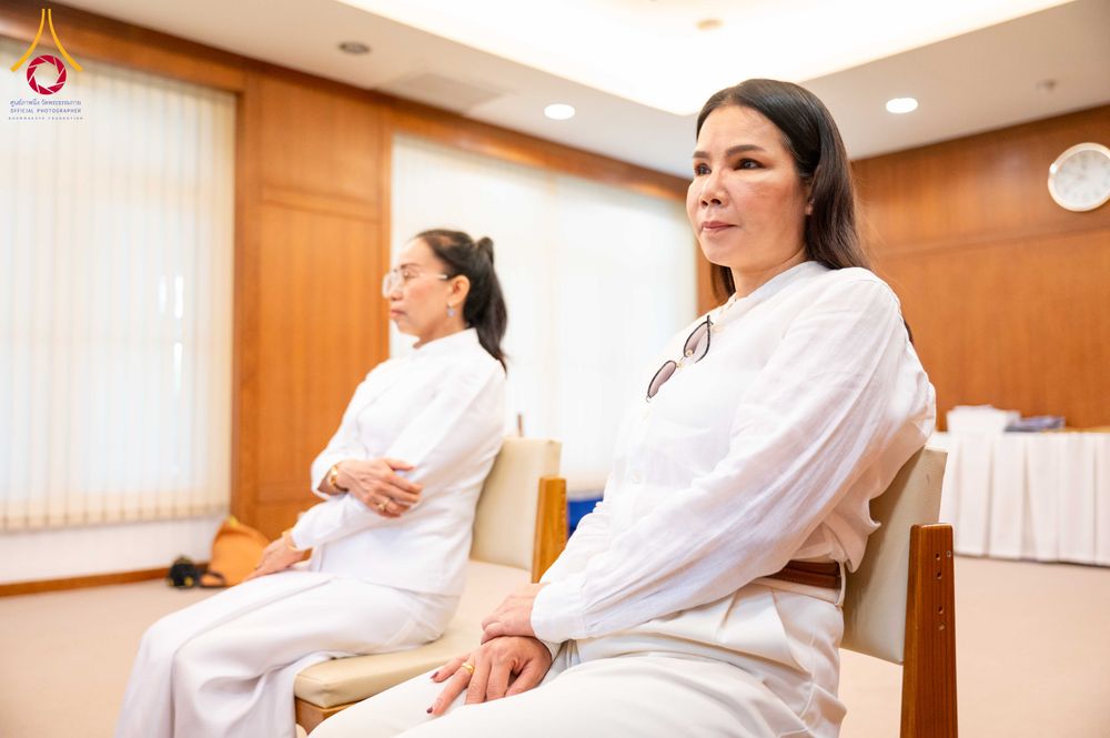 ภาพ No.317554:วันอังคารที่ 24 มีนาคม พ.ศ.2569  หลวงพ่อทัตตชีโว รองเจ้าอาวาส วัดพระธรรมกาย ต้อนรับปฏิสันถารคณะลามะจากทิเบต