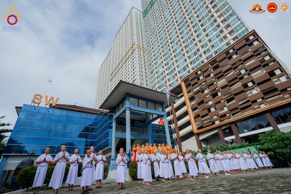 ภาพ No.283584:วันเสาร์ที่ 20 ธันวาคม  2568 พิธีบรรพชาสามเณร ณ ประเทศอินโดนีเซีย