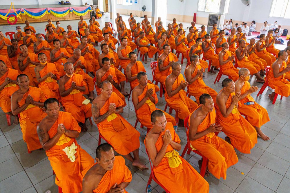 ภาพ No.295695:วันที่ 15 มกราคม พ.ศ. 2569 พิธีทอดผ้าป่าทำนุบำรุงศาสนสถาน ณ วัดโบสถ์บน ต.บางคูเวียง จ.นนทบุรี อนุสรณ์สถานลำดับที่ 4 สถานที่เกิดด้วยกายธรรม ในโครงการธรรมยาตรา กตัญญูบูชา มหาปูชนียาจารย์ พระมงคลเทพมุนี(สด จนฺทสโร) พระผู้ปราบมาร อนุสรณ์สถาน 7 แห่ง ปีที่ 14