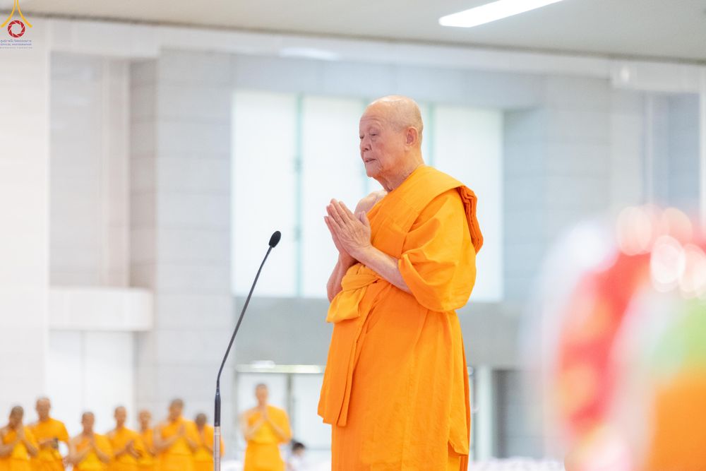 ภาพ No.318411:วันอาทิตย์ต้นเดือนที่ 5 เมษายน พ.ศ.2569 พิธีทอดผ้าป่าสมทบมหาสังฆทาน 40,000 กว่าวัดทั่วประเทศ ณ สภาธรรมกายสากล วัดพระธรรมกาย