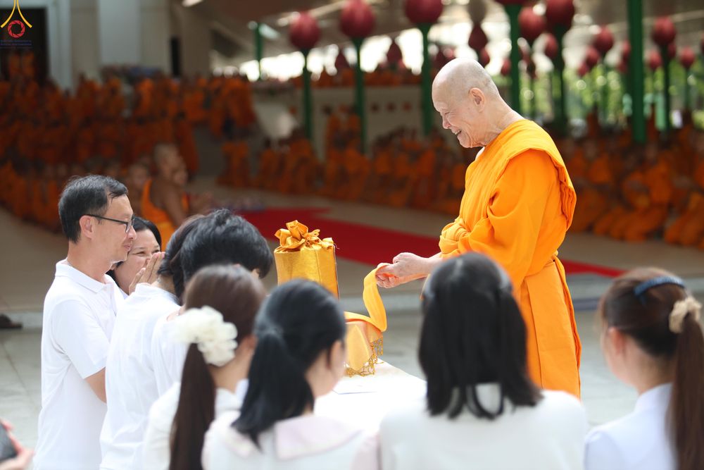 ภาพ No.342091:วันพฤหัสบดีที่ 30 กรกฎาคม พ.ศ.2569 วันเข้าพรรษา วัดพระธรรมกาย