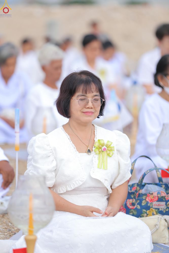ภาพ No.339454:วันอังคารที่ 14  กรกฎาคม 2569 พิธีทอดผ้าป่าและพิธีตอกเสาเข็มมงคลต้นสุดท้าย องค์พระเจดีย์เพื่อสร้างสันติภาพโลก  ณ ธุดงคสถานพัฒนานิคม อ.พัฒนาพิคม จ.ลพบุรี