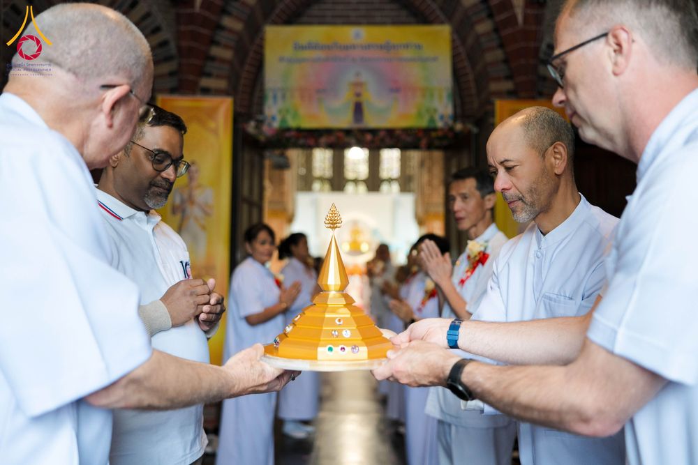 ภาพ No.329644:วันที่ 16 พฤษภาคม พ.ศ.2569 พิธีประดิษฐานพระประธาน และบรรจุพระบรมสารีริกธาตุ เนเธอร์เเลนด์
