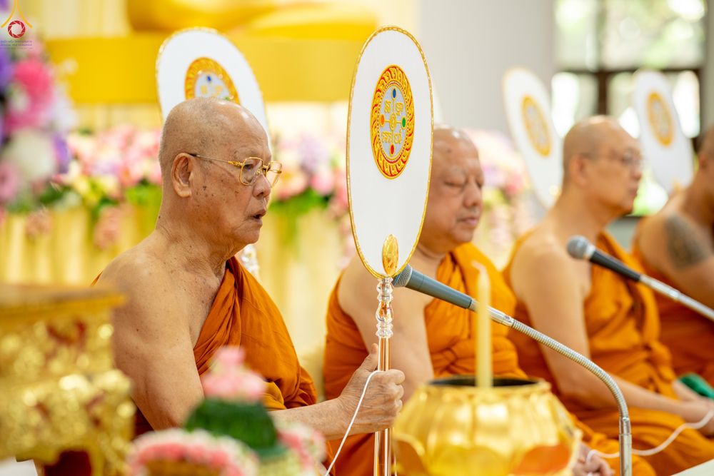 ภาพ No.328586:วันอังคารที่ 12 พฤษภาคม พ.ศ.2569 เจ้าประคุณสมเด็จพระมหารัชมงคลมุนี กรรมการมหาเถรสมาคม เจ้าคณะหนกลาง วัดไตรมิตรวิทยาราม วรวิหาร โปรดเมตตาเป็นองค์ประธาน พิธีเจริญพระพุทธมนต์ อายุวัฒนมงคล 98 ปี คุณแม่จุรี สุทธิผล ณ อาคารปลูกศรัทธา 2 วัดพระธรรมกาย