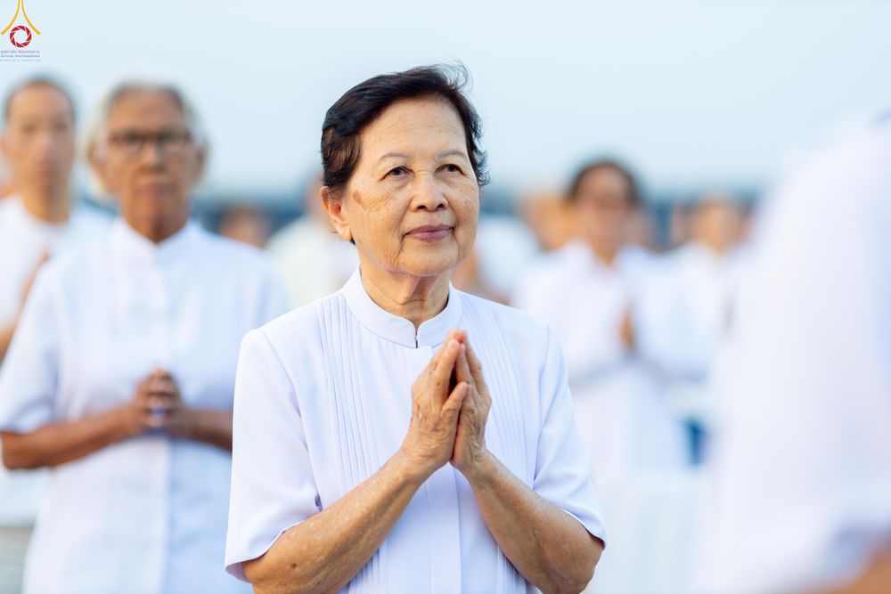 ภาพ No.307528:วันที่ 31 มกราคม พ.ศ. 2569 พิธีจุดประทีปธรรมถวายเป็นพุทธบูชา  และบูชาธรรมมหาปูชนียาจารย์ (ภาพชุดที่ 2) ณ วัดพระธรรมกาย ปทุมธานี ในโครงการธรรมยาตรา กตัญญูบูชา มหาปูชนียาจารย์ พระมงคลเทพมุนี(สด จนฺทสโร) พระผู้ปราบมาร อนุสรณ์สถาน 7 แห่ง ปีที่ 14