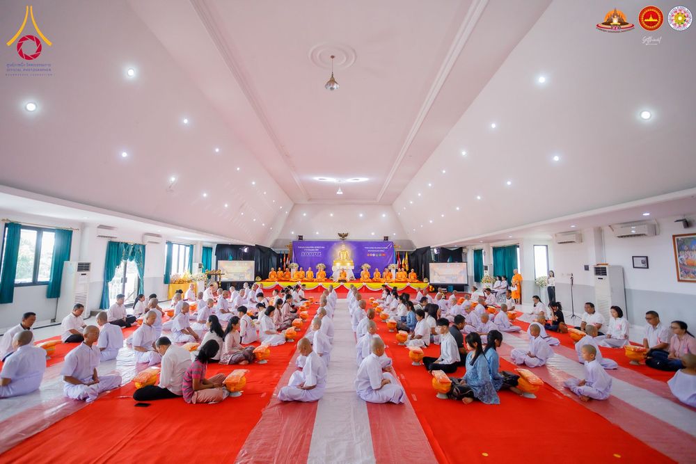 ภาพ No.283639:วันเสาร์ที่ 20 ธันวาคม  2568 พิธีบรรพชาสามเณร ณ ประเทศอินโดนีเซีย