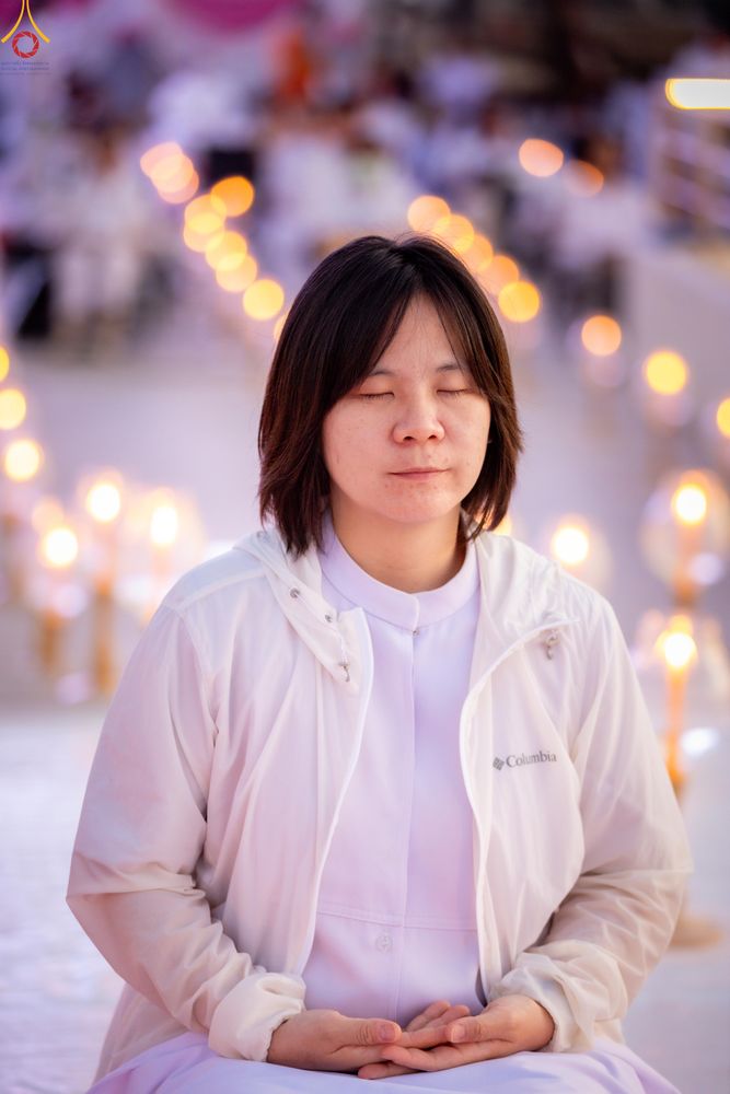 ภาพ No.302258:วันที่ 23 มกราคม พ.ศ. 2569 พิธีจุดประทีปธรรมถวายเป็นพุทธบูชา (ภาพชุดที่ 2) และบูชาธรรมมหาปูชนียาจารย์  ณ อนุสรณ์สถานลำดับที่ 5 สถานที่เผยแผ่วิชชาธรรมกายครั้งแรก อนุสรณ์สถานบางปลา วัดบางปลา อำเภอบางเลน จังหวัดนครปฐม ในโครงการธรรมยาตรา กตัญญูบูชา มหาปูชนีย