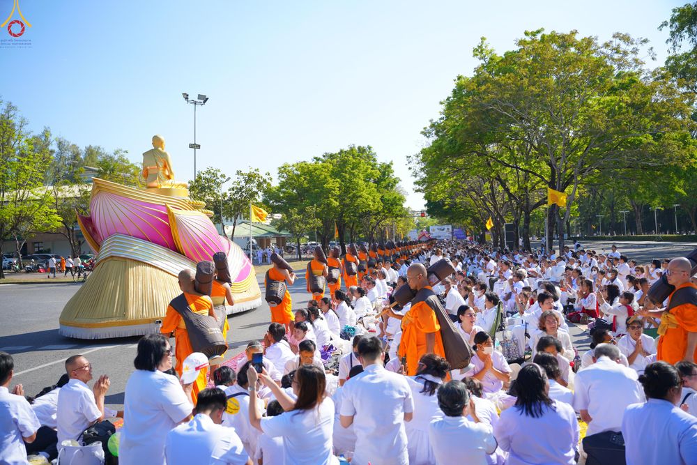 ภาพ No.287143:วันที่ 2 มกราคม พ.ศ.2569 พิธีต้อนรับพระธรรมยาตรา ครั้งที่ 1 (ภาพชุดที่ 2) ณ วัดพระธรรมกาย (วิหารหลวงปู่ - พระมหาธรรมกายเจดีย์)