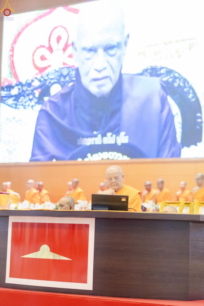 ภาพ No.327739:วันที่ 3 พฤษภาคม พ.ศ.2569 พิธีรับมอบพระบรมสารีริกธาตุ จากสาธารณรัฐแห่งสหภาพเมียนมา ณ ห้องแก้วสารพัดนึก วัดพระธรรมกาย