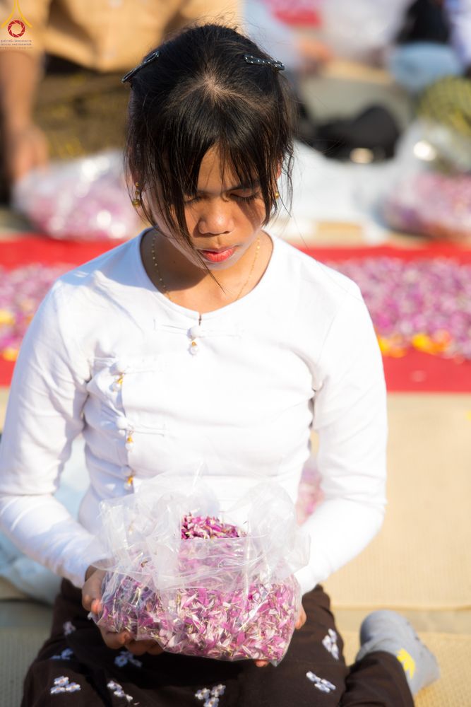 ภาพ No.299356:วันที่ 18 มกราคม พ.ศ. 2569 พิธีต้อนรับพระธรรมยาตรา ณ อนุสรณ์สถานลำดับที่ 5 สถานที่เผยแผ่วิชชาธรรมกายครั้งแรก อนุสรณ์สถานบางปลา วัดบางปลา อำเภอบางเลน จังหวัดนครปฐม ในโครงการธรรมยาตรา กตัญญูบูชา มหาปูชนียาจารย์ พระมงคลเทพมุนี(สด จนฺทสโร) พระผู้ปราบมาร อนุส