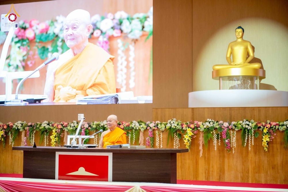 ภาพ No.350484:วันที่ 19-20 กันยายน พ.ศ. 2569 โครงการบรรพชาพัฒนาคุณธรรม จริยธรรม สำหรับนักเรียนนายสิบตำรวจ (นสต.) รุ่นที่ 16 ศูนย์ฝึกอบรมตำรวจภูธรภาค 1 ณ สภาธรรมกายสากล ห้องแก้วสารพัดนึก 2