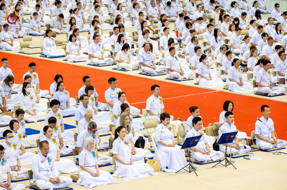 ภาพ No.264654:วันอาทิตย์ที่ 2 พฤศจิกายน พ.ศ. 2568 พิธีทอดกฐินสามัคคี ณ สภาธรรมกายสากล วัดพระธรรมกาย