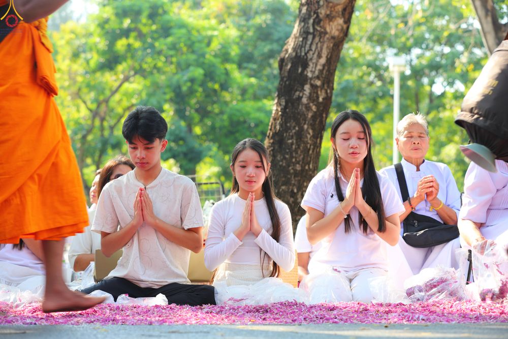 ภาพ No.305814:วันที่ 25 มกราคม พ.ศ. 2569 พิธีต้อนรับพระธรรมยาตรา วัดพระธรรมกาย(ภาพชุดที่ 3) ในโครงการธรรมยาตรา กตัญญูบูชา มหาปูชนียาจารย์ พระมงคลเทพมุนี(สด จนฺทสโร) พระผู้ปราบมาร อนุสรณ์สถาน 7 แห่ง ปีที่ 14