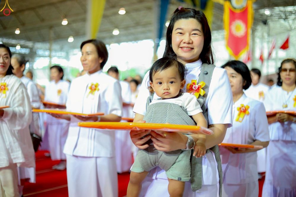 ภาพ No.243988:วันอาทิตย์ที่ 7 กันยายน พ.ศ. 2568 พิธีทอดผ้าป่าสมทบกฐินวัดพระธรรมกาย และสมทบกฐิน 30,000 วัดทั่วไทย ครั้งที่ 2 ณ ห้องแก้วสารพัดนึก 1 วัดพระธรรมกาย