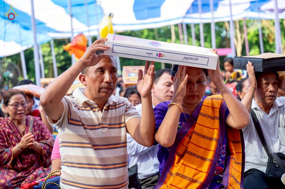 ภาพ No.257567:วันที่ 17 ตุลาคม พ.ศ. 2568 พิธีทอดกฐินสมทบวัดกัลยาณมิตรต่างประเทศ  บูชาธรรม 81 ปี หลวงพ่อธัมมชโย ณ ศูนย์ปฏิบัติธรรมไมตรีปูร์ เมืองคาร์การชารี ประเทศบังกลาเทศ 