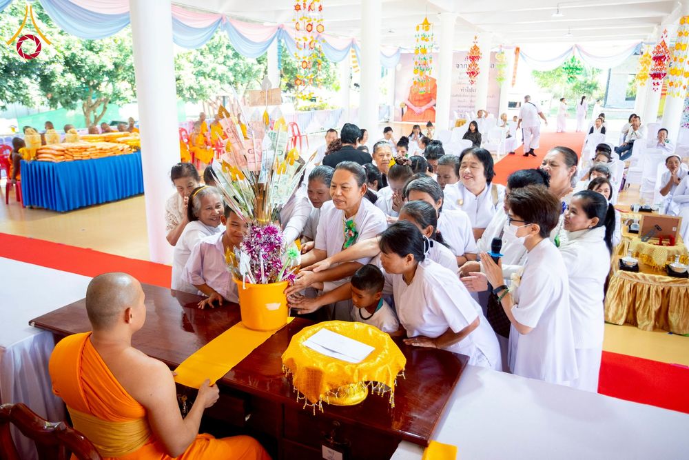 ภาพ No.274688:วันอาทิตย์ที่ 23 พฤศจิกายน พ.ศ. 2568 พิธีทอดผ้าป่าสามัคคี เพื่อระดมทุนสร้างกุฏิที่พักสามเณร ณ ศูนย์ปฏิบัติธรรมสวนผึ้ง จ.ราชบุรี