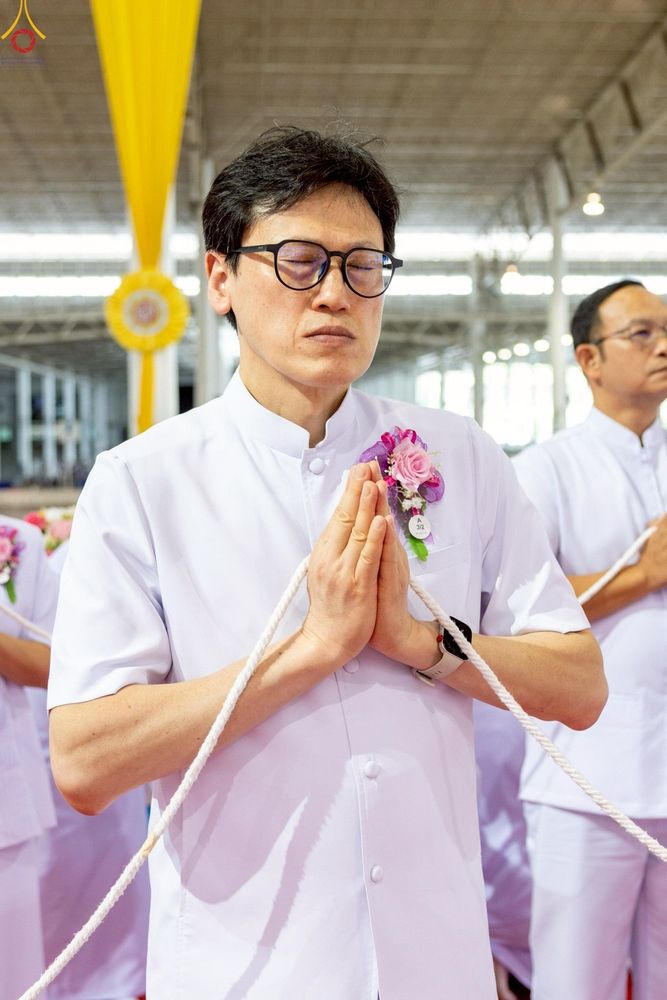 ภาพ No.249505:วันที่ 28 กันยายน พ.ศ. 2568 พิธีจุดเทียนใจ ไฟนิรันด์ อนันตชัย ณ สภาธรรมกายสากล วัดพระธรรมกาย