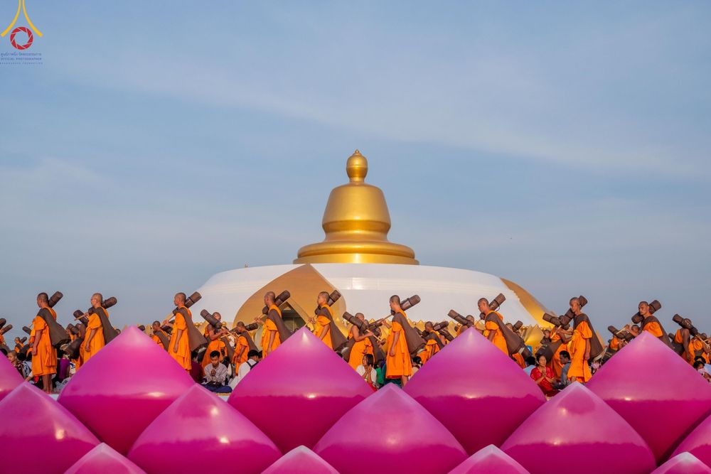 ภาพ No.198196:พิธีต้อนรับพระธรรมยาตรา ณ อนุสรณ์สถานลำดับที่ 5 สถานที่เผยแผ่วิชชาธรรมกายครั้งแรก อนุสรณ์สถานบางปลา วัดบางปลา อำเภอบางเลน จังหวัดนครปฐม ในโครงการธรรมยาตรา กตัญญูบูชา มหาปูชนียาจารย์ พระมงคลเทพมุนี(สด จนฺทสโร) พระผู้ปราบมาร ปีที่ 13 วัน 19 มกราคม พ.ศ.2568