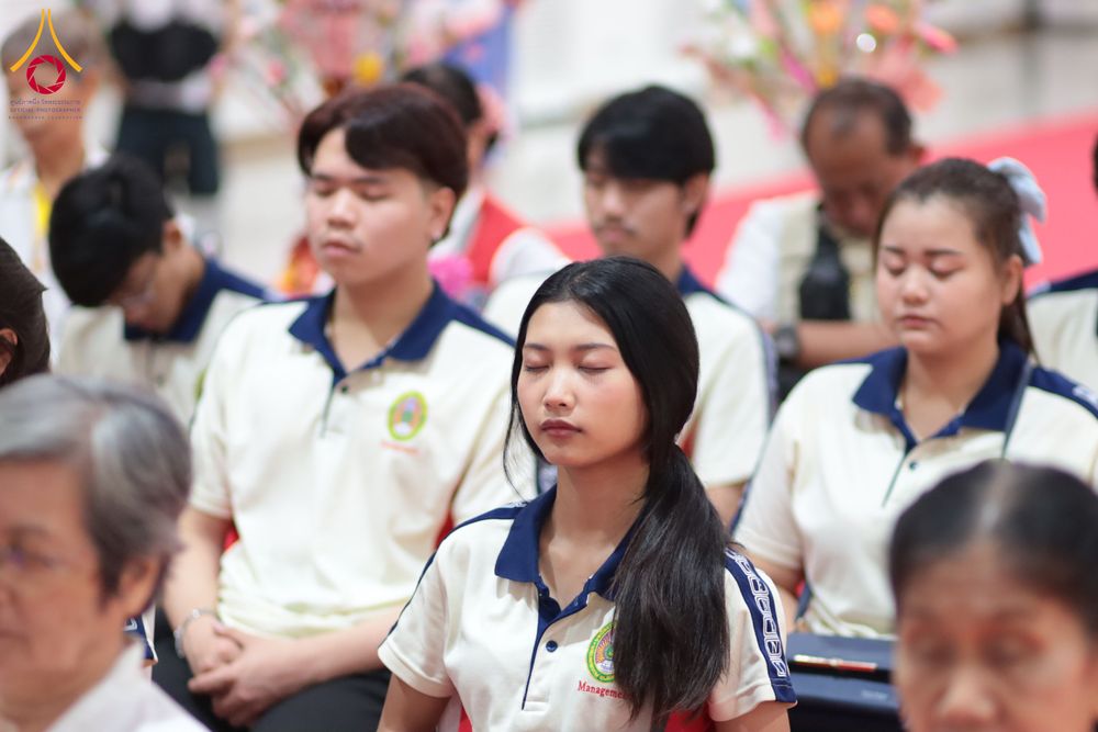 ภาพ No.298709:วันที่ 20 มกราคม พ.ศ. 2569 พิธีทอดผ้าป่าทำนุบำรุงศาสนสถาน ณ วัดไร่ขิง อ.สามพราน จ.นครปฐม ในโครงการธรรมยาตรา กตัญญูบูชา มหาปูชนียาจารย์ พระมงคลเทพมุนี(สด จนฺทสโร) พระผู้ปราบมาร อนุสรณ์สถาน 7 แห่ง ปีที่ 14