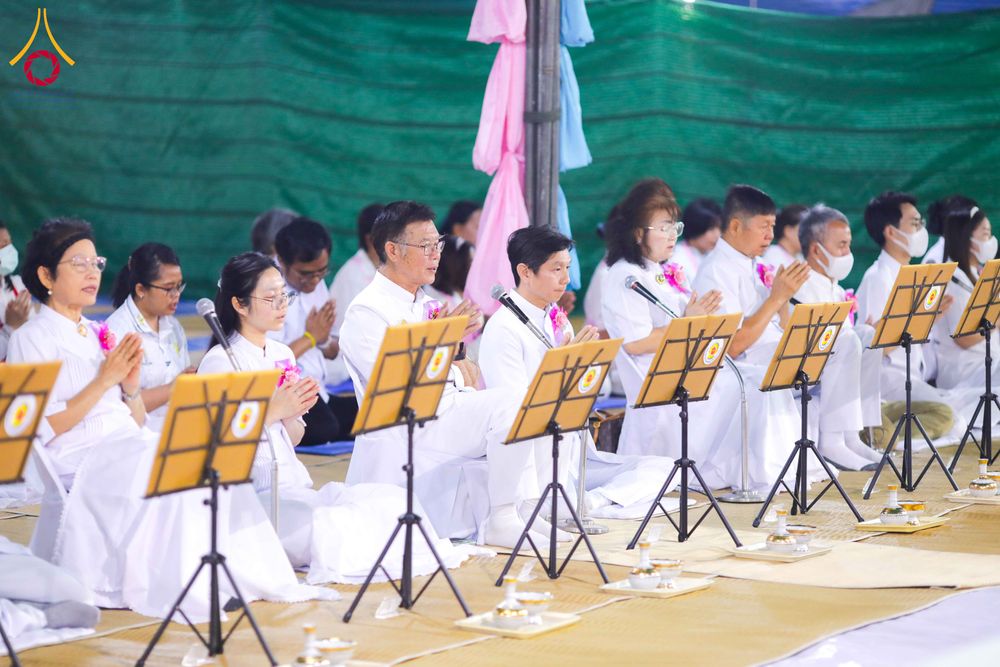 ภาพ No.299172:วันที่ 21 มกราคม พ.ศ. 2569 พิธีถวายภัตตาหารเป็นสังฆทาน แด่พระธรรมยาตรา ณ อนุสรณ์สถานบางปลา วัดบางปลา อำเภอบางเลน จังหวัดนครปฐม ในโครงการธรรมยาตรา กตัญญูบูชา มหาปูชนียาจารย์ พระมงคลเทพมุนี(สด จนฺทสโร) พระผู้ปราบมาร อนุสรณ์สถาน 7 แห่ง ปีที่ 14