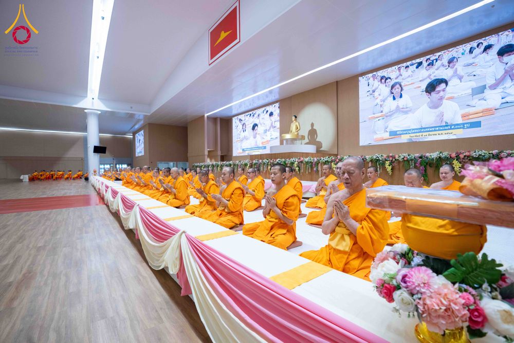 ภาพ No.313658:วันอาทิตย์ที่ 15 มีนาคม พ.ศ. 2569 พิธีร่วมบุญบรรพชาสามเณร 5000 รูป ณ ห้องแก้วสารพัดนึก 2 สภาธรรมกายสากล วัดพระธรรมกาย