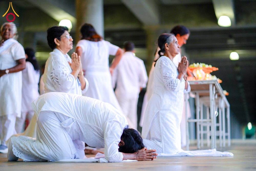 ภาพ No.342490:วันที่ 31 กรกฎาคม พ.ศ. 2569  ต้อนรับคณะแสวงบุญชาวศรีลังกา 31 ท่าน เยี่ยมชมวัดพระธรรมกาย