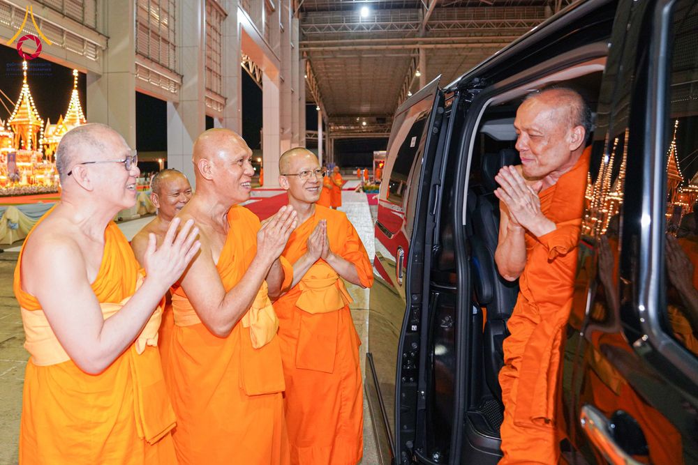 ภาพ No.316724:วันอาทิตย์ที่ 29 มีนาคม พ.ศ. 2569 พิธีทอดผ้าบังสุกุลและพิธีชำระร่าง โยมพ่อณรงค์ จินตมากุล  สิริอายุ 99 ปี 11 เดือน โยมบิดา พระครูปลัดรัตนวีรวัฒน์ (รังสฤษดิ์ อิทฺธิจินตโก) ที่ปรึกษาเจ้าคณะจังหวัดปทุมธานี เจ้าอาวาสวัดพระธรรมกาย  ณ ฌาปนสถานชั่วคราว ทางเข้า 