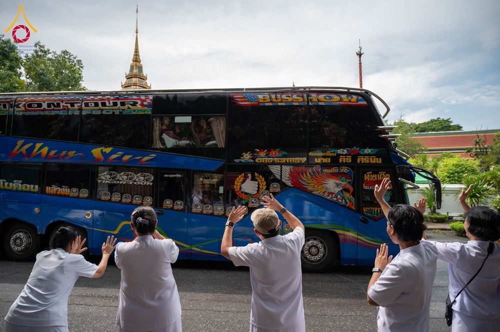 ภาพ No.351549:วันที่ 22 กันยายน พ.ศ. 2569  พิธีตักบาตรสามเณรธรรมทายาท โครงการบรรพชาพัฒนาคุณธรรม จริยธรรม  สำหรับนักเรียนนายสิบตำรวจ (นสต.) รุ่นที่ 16 ศูนย์ฝึกอบรมตำรวจภูธรภาค 1  ณ วัดพระพุทธบาทราชวรมหาวิหาร