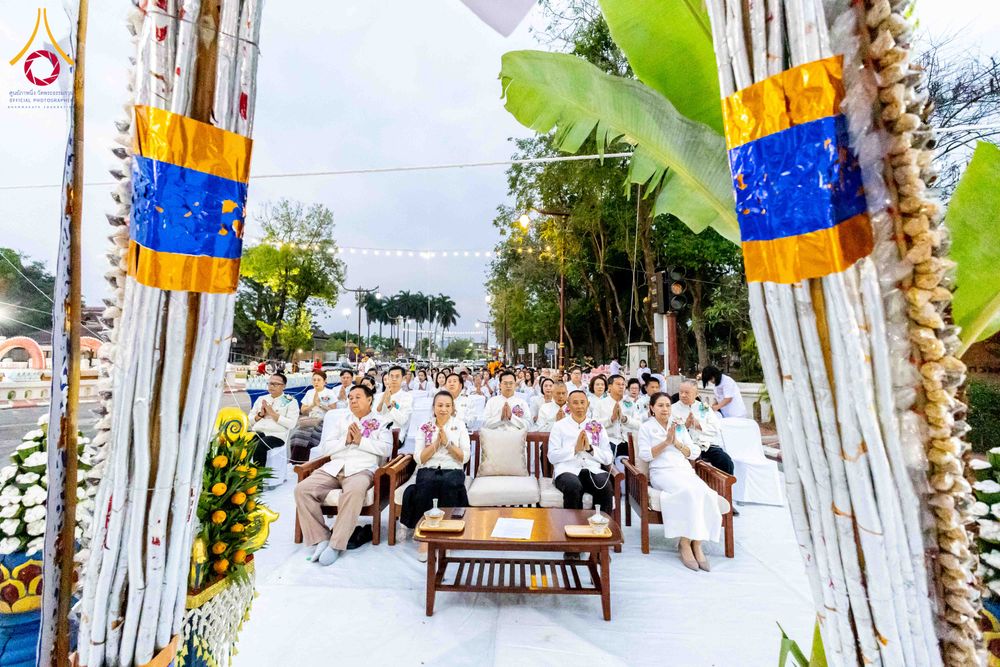 ภาพ No.310786:วันอาทิตย์ที่ 22 กุมภาพันธ์ พ.ศ. 2569 พิธีตักบาตรเเด่คณะพระภิกษุสงฆ์ 1,111 รูป จังหวัดน่าน หนึ่งในโครงการตักบาตรพระ 2,000,000 รูป 77 จังหวัดทั่วไทย ในวาระอันเป็นมงคลยิ่ง ครบรอบ 744 ปี นครน่าน สืบสานศรัทธา ทำบุญใหญ่ของเมืองน่าน ณ ข่วงเมือง วัดภูมินทร์ อำเ