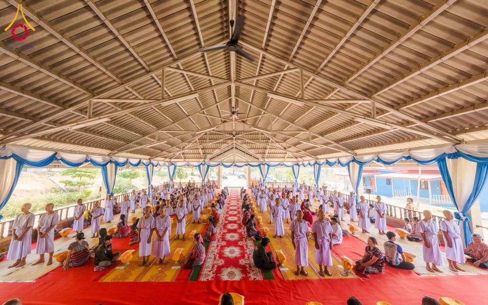 ภาพ No.317664:วันพฤหัสบดีที่ ๒ เมษายน พ.ศ.๒๕๖๙ พิธีบรรพชาสามเณรภาคฤดูร้อน น้อมบูชาธรรมอายุวัฒนมงคล ๘๒ ปี หลวงพ่อธัมมชโย และ ถวายเป็นพระราชกุศลแด่ สมเด็จพระกนิษฐาธิราชเจ้ากรมสมเด็จพระเทพรัตน์ราชสุดาฯ สยามบรมราชกุมารี รุ่นที่ ๑๓ ณ วัดทุ่งเจริญธรรม อำเภออมก๋อย จังหวัดเชี