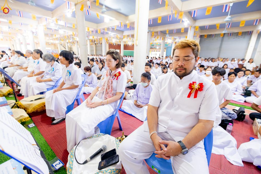 ภาพ No.301260:วันที่ 22 มกราคม พ.ศ. 2569 พิธีทอดผ้าป่าทำนุบำรุงศาสนสถาน ณ วัดใหม่พิบูลย์ผล อ.สองพี่น้อง จ.สุพรรณบุรี ในโครงการธรรมยาตรา กตัญญูบูชา มหาปูชนียาจารย์ พระมงคลเทพมุนี(สด จนฺทสโร) พระผู้ปราบมาร อนุสรณ์สถาน 7 แห่ง ปีที่ 14