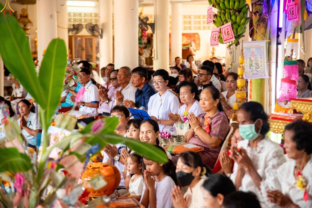 ภาพ No.283107:วันอาทิตย์ที่ 2 พฤศจิกายน​ พ.ศ.2568 พิธีทอดกฐินสามัคคีทั่วไทย 30,000 วัด  โดยคณะศิษยานุศิษย์ บูชาธรรม 81 ปี  หลวงพ่อธัมมชโย ณ วัดมหาโพธิ จ.ลพบุรี