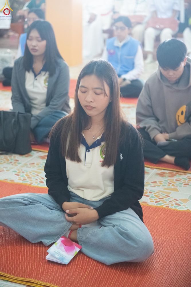 ภาพ No.291239:วันที่ 9 มกราคม พ.ศ. 2569 พิธีทอดผ้าป่าทำนุบำรุงศาสนสถาน ณ วัดนาราภิรมย์ อ.บางเลน จ.นครปฐม ในโครงการธรรมยาตรา กตัญญูบูชา มหาปูชนียาจารย์ พระมงคลเทพมุนี(สด จนฺทสโร) พระผู้ปราบมาร อนุสรณ์สถาน 7 แห่ง ปีที่ 14