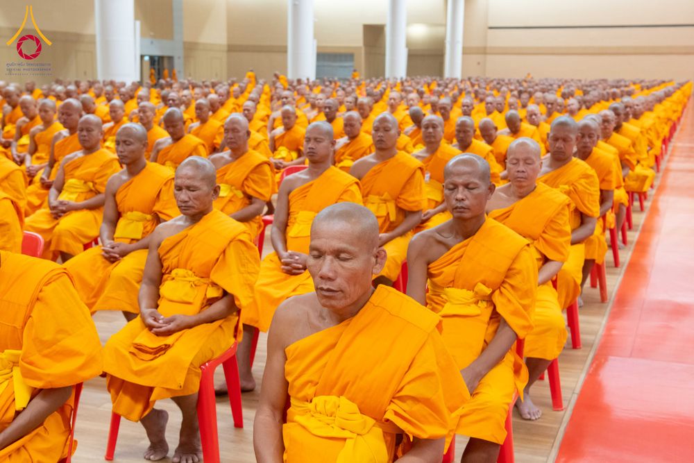 ภาพ No.306509:วันที่ 31 มกราคม พ.ศ. 2569  พิธีบำเพ็ญกุศล 100 วัน เพื่ออุทิศถวายแด่  สมเด็จพระนางเจ้าสิริกิติ์ พระบรมราชินีนาถ พระบรมราชชนนีพันปีหลวง ณ ห้องแก้วสารพัดนึก2 วัดพระธรรมกาย ปทุมธานี