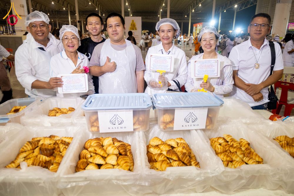 ภาพ No.306814:วันที่ 31 มกราคม พ.ศ. 2569 พิธีถวายภัตตาหารเป็นสังฆทาน แด่พระธรรมยาตรา ณ วัดพระธรรมกาย  จังหวัดปทุมธานี ในโครงการธรรมยาตรา กตัญญูบูชา มหาปูชนียาจารย์ พระมงคลเทพมุนี(สด จนฺทสโร) พระผู้ปราบมาร อนุสรณ์สถาน 7 แห่ง ปีที่ 14