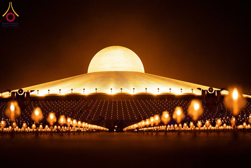 ภาพ No.312488:วันอังคารที่ 3 มีนาคม พ.ศ.2569 พิธีเวียนประทักษิณและจุดมาฆประทีป (ภาพชุดที่ 2) ณ ลานธรรมพระมหาธรรมกายเจดีย์ วัดพระธรรมกาย