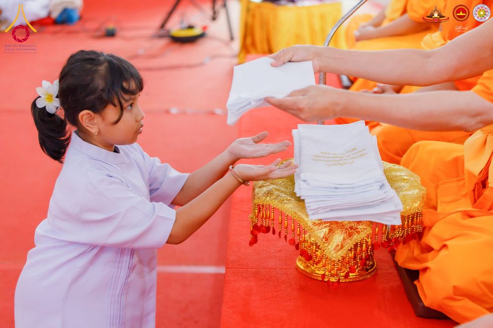 ภาพ No.284552:วันพุธที่ 17  ธันวาคม พ.ศ.2568  พิธีบวชอุบาสิกาแก้ว อินโดนีเซีย ณ ประเทศอินโดนีเซีย