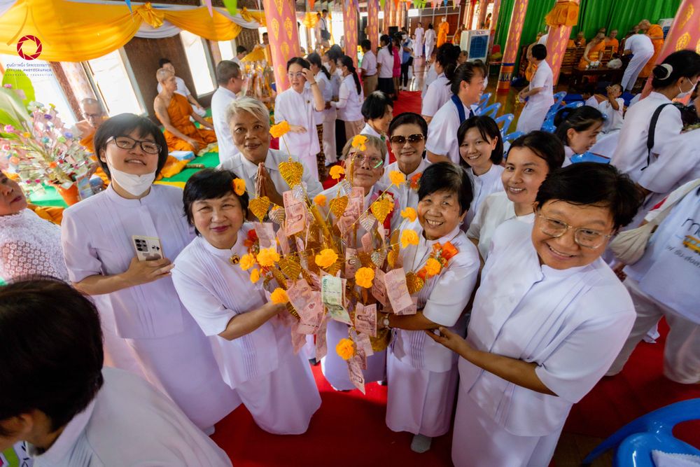 ภาพ No.298822:วันที่ 20 มกราคม พ.ศ. 2569 พิธีทอดผ้าป่าทำนุบำรุงศาสนสถาน ณ วัดลำพญา อ.บางเลน จ.นครปฐม ในโครงการธรรมยาตรา กตัญญูบูชา มหาปูชนียาจารย์ พระมงคลเทพมุนี(สด จนฺทสโร) พระผู้ปราบมาร อนุสรณ์สถาน 7 แห่ง ปีที่ 14