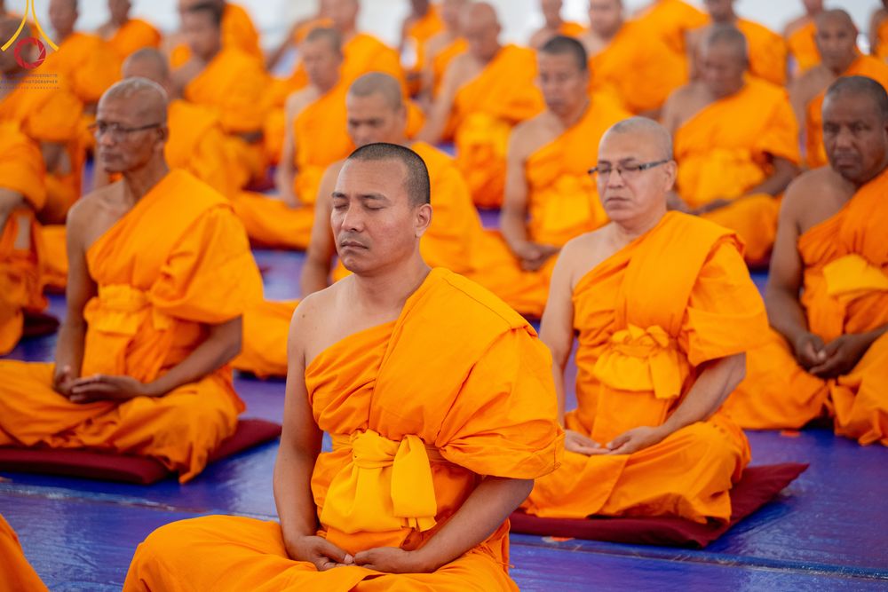 ภาพ No.315243:​วันอาทิตย์ที่ 22 มีนาคม พ.ศ.2569 สามเณรธรรมทายาทเนปาล 500 รูป ฟังธรรม สวดมนต์ ปฏิบัติธรรมร่วมกัน  ณ International Assembly and Meditation Hall Lumbini