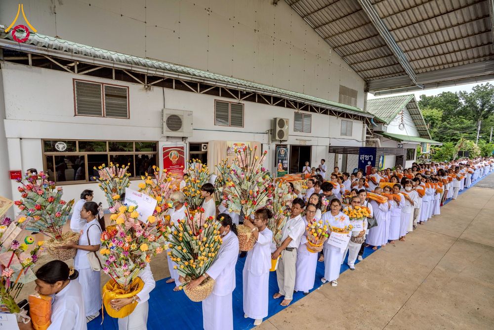 ภาพ No.251421:วันเสาร์ที่ 11 ตุลาคม พ.ศ. 2568 พิธีทอดกฐินสามัคคีประจำปี พ.ศ. 2568 สร้างทุกสิ่ง เพื่อการสร้างคนให้เป็นคนดี ณ ศูนย์อบรมเยาวชนปักธงชัย นครราชสีมา